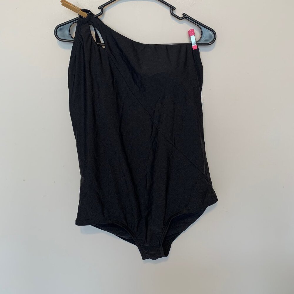 NWT LANDS END ONE PIECE ONE SHOULDER FULL COVERAGE BATHING SUIT